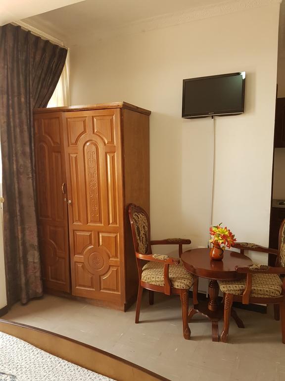 Comfort Zone Guest House & Pension Addis Abeba Esterno foto